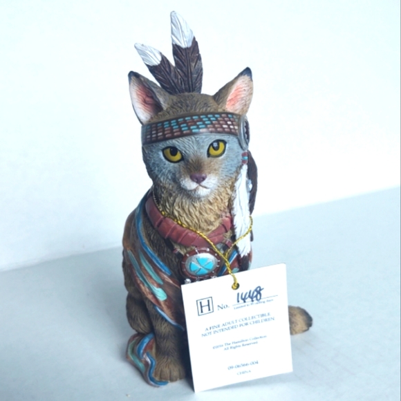 Hamilton Collection Sitting Fur Feathers 'N Fur Kittens figurine - Picture 1 of 8